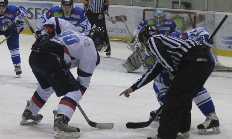 Aproape de finala Ligii MOL